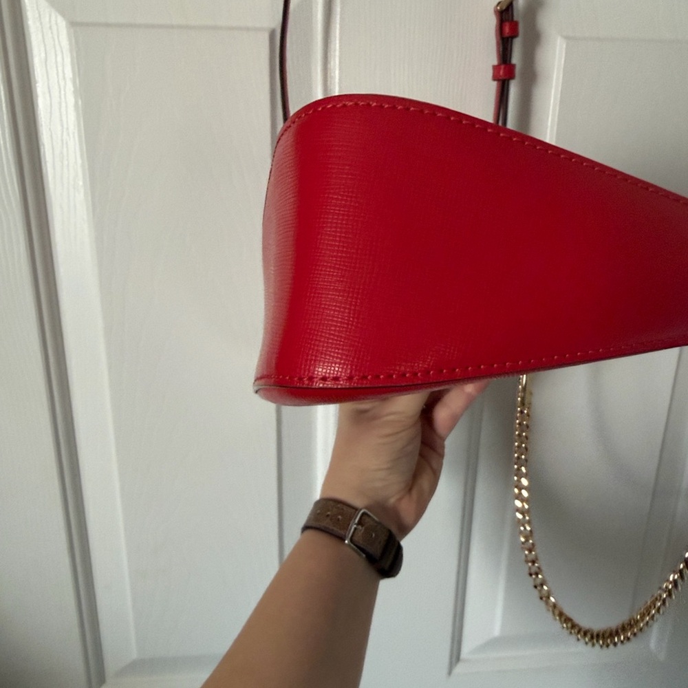 EUC - LIKE NEW - Kate Spade Red Convertible Bag with Gold Chain Detail - Picture 16 of 16